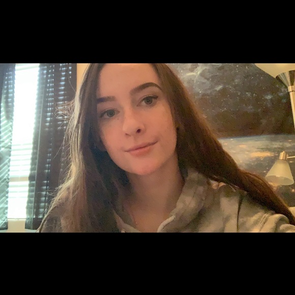 Meet your Posher, Cassidy - Picture 1 of 1